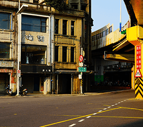city_img